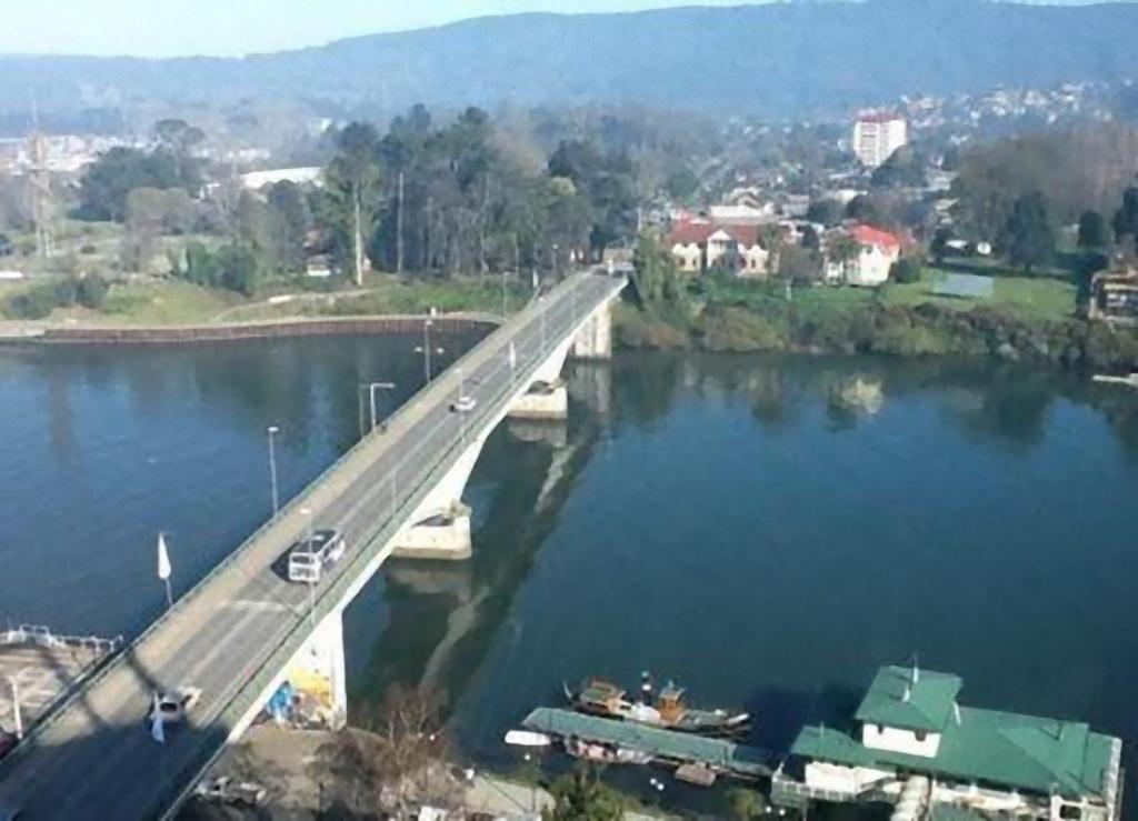 Hotel Dreams Valdivia Exterior foto The bridge from the air
