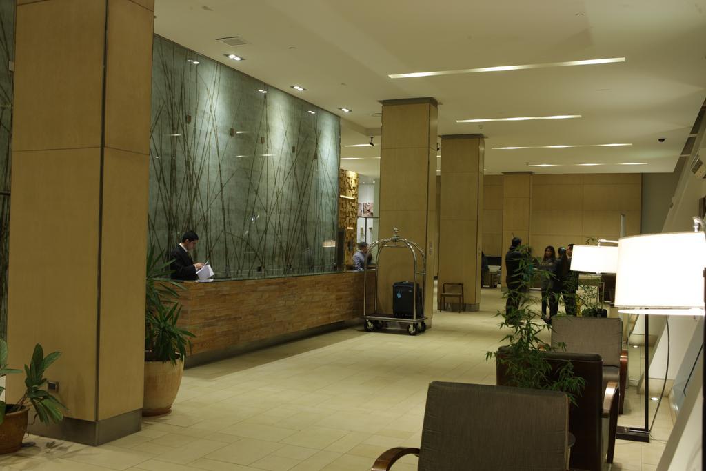 Hotel Dreams Valdivia Exterior foto Lobby