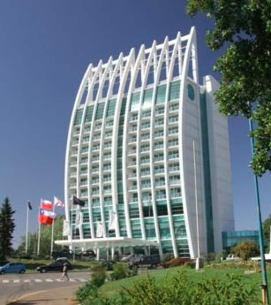 Hotel Dreams Valdivia Exterior foto The hotel in 2011