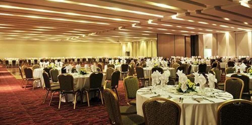 Hotel Dreams Valdivia Exterior foto The Grand Ballroom